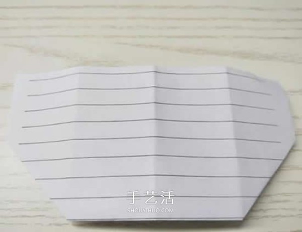 Kindergarten origami tutorial: Illustration of the simplest paper wallet folding method