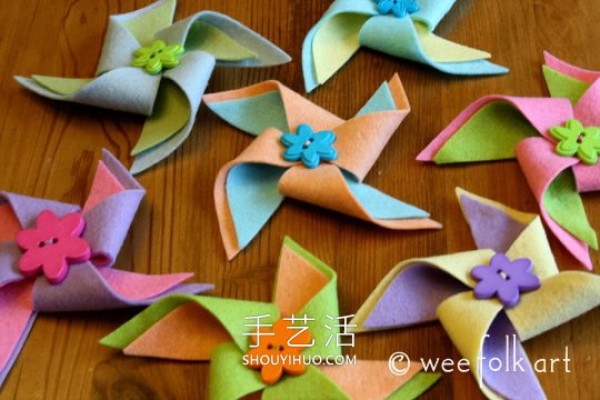 Illustrated tutorial on how to decorate a homemade felt pinwheel