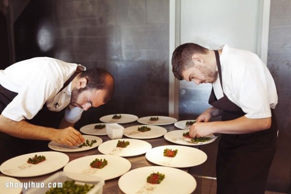 Try the two-Michelin-star delicacies at NOMA, Denmarks simple-decoration restaurant