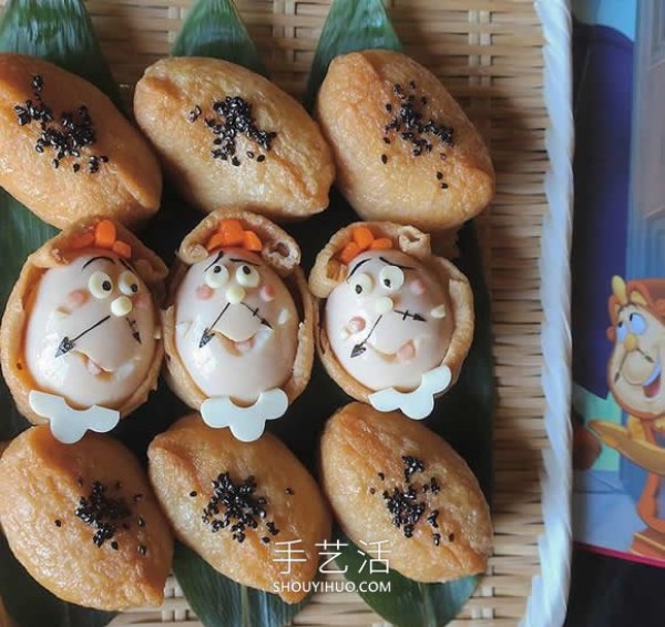 Japanese mother makes fried eggs into cute bento boxes