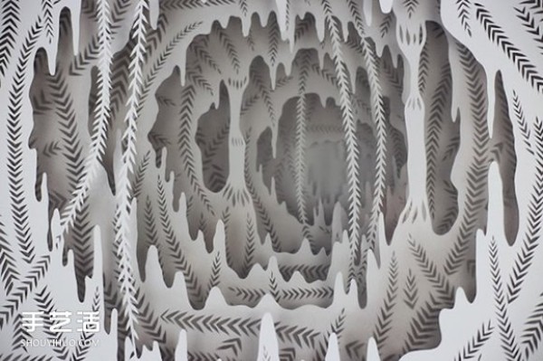 The three-dimensional paper sculptures like a dream give people a sense of infinite distance