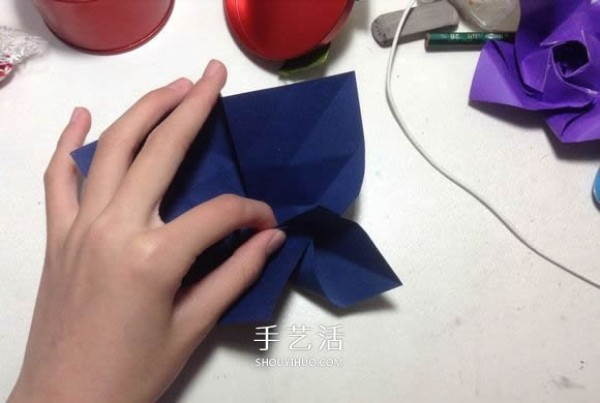 How to make origami rose flowers with handmade illustrations of rose flowers