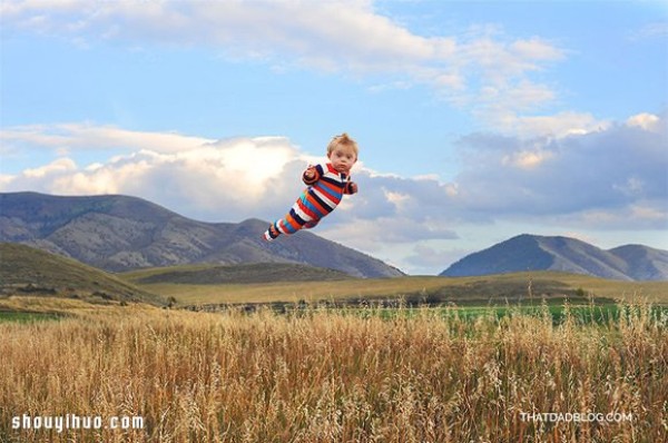 Father creates invisible wings for Baby Tang with love and photography