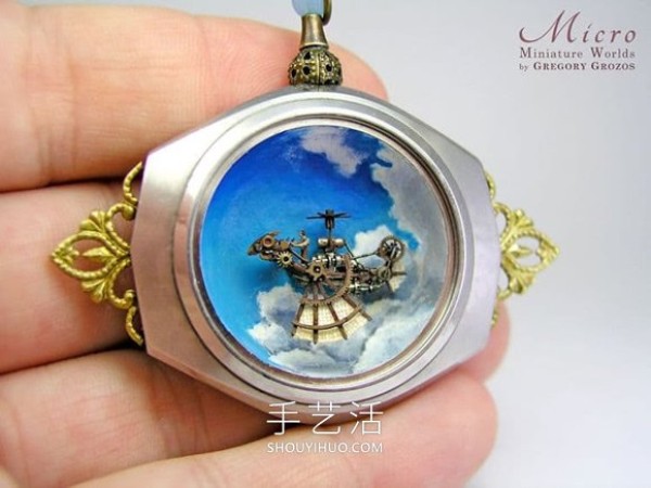 Antique pocket watch transforms into a miniature world! DIY mini fantasy fairy tale of nostalgic objects