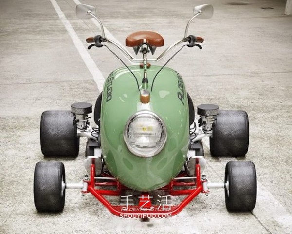 The designer used a Volkswagen Beetle to DIY a retro mini kart