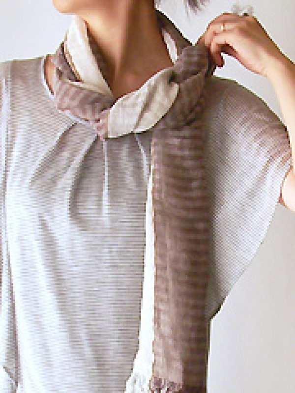 A comprehensive collection of various ways to tie a scarf, and 60 ways to tie a long scarf