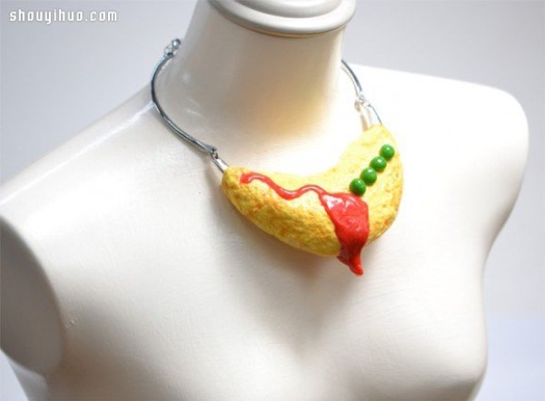 Love food so much? Food necklaces make you inseparable from food! 