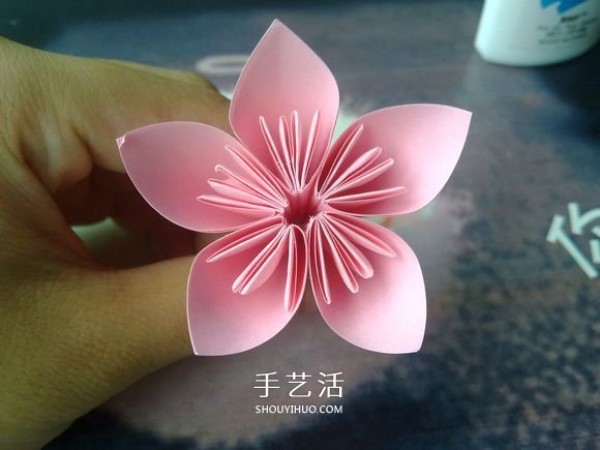 You will definitely learn it! Super simple origami steps of five-petal cherry blossom