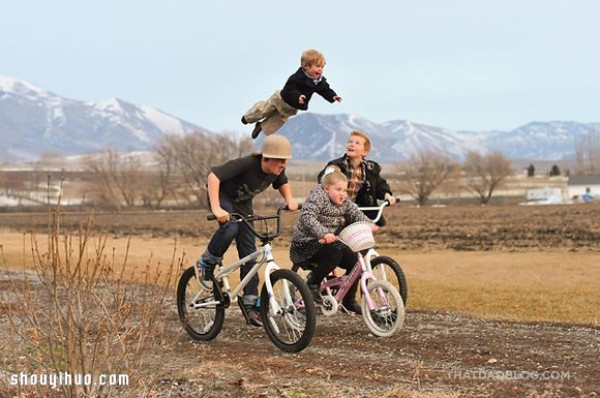 Father creates invisible wings for Baby Tang with love and photography