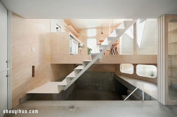 Tokyos avant-garde cookie house layout design that is both a home and a shop