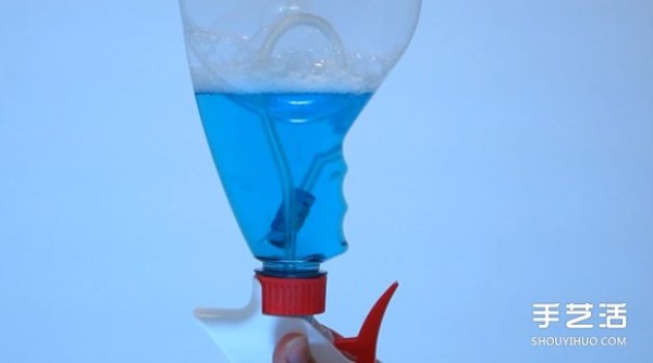 DIY DIY spray bottle that works well at any angle