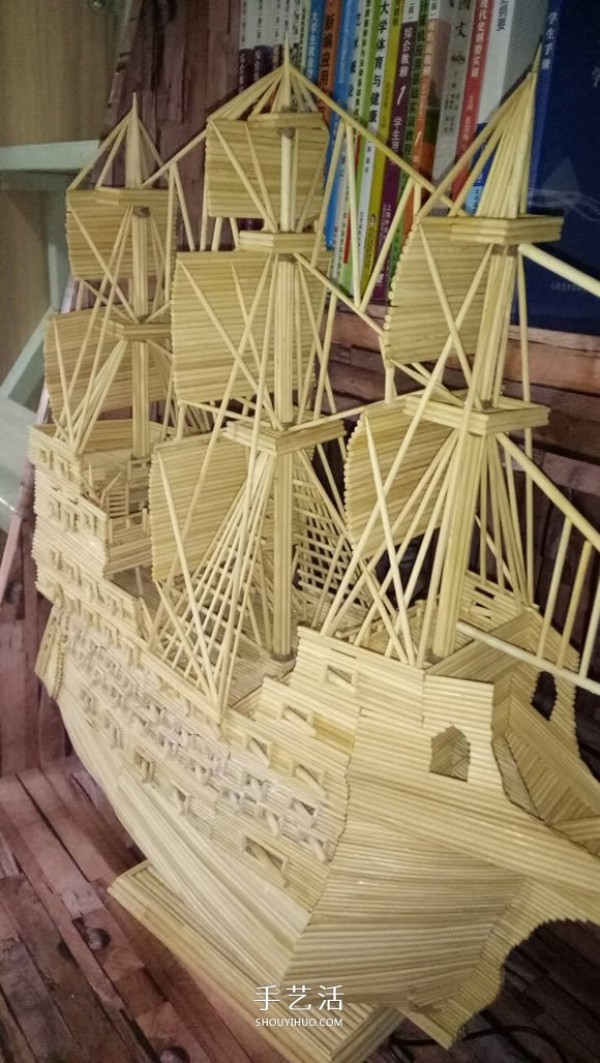 The ancient warship model is hand-made with disposable chopsticks