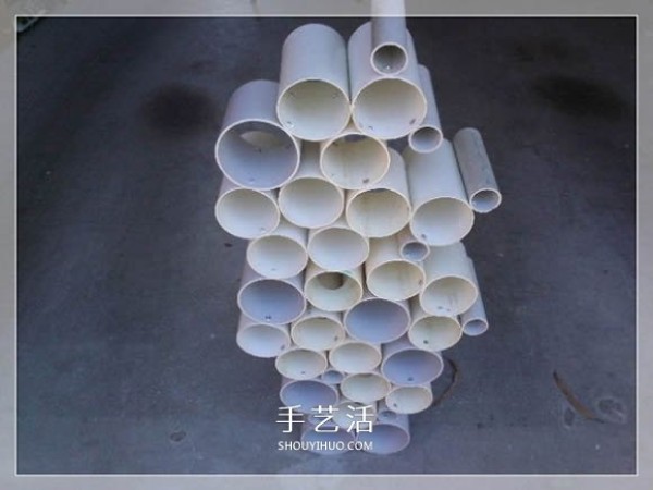 Tutorial on making garden sculptures from PVC pipes, how to make homemade PVC pipe sculptures