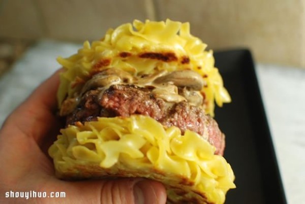 Homemade spaghetti burgers taste great! 