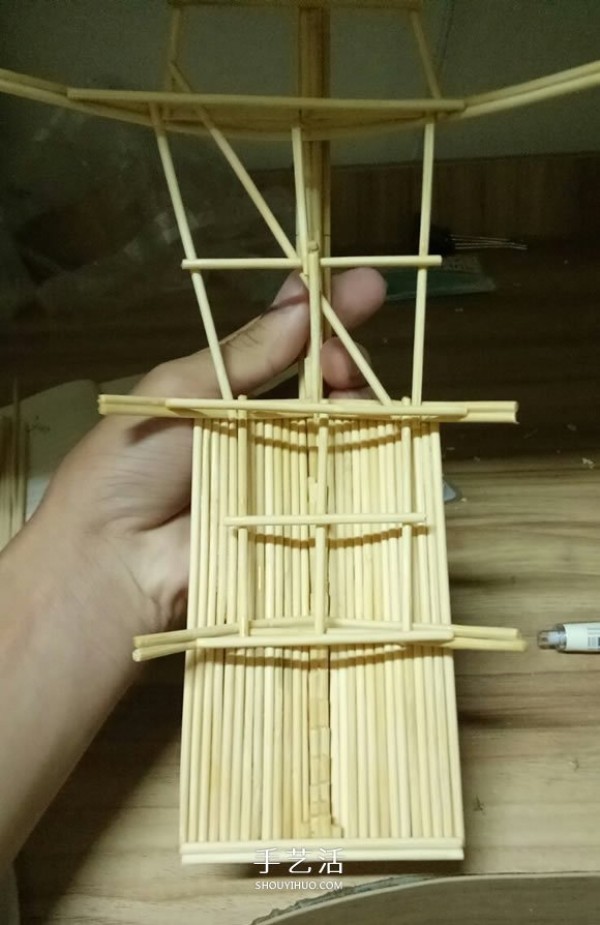 Handmade model of ancient warships, purely finished with disposable chopsticks