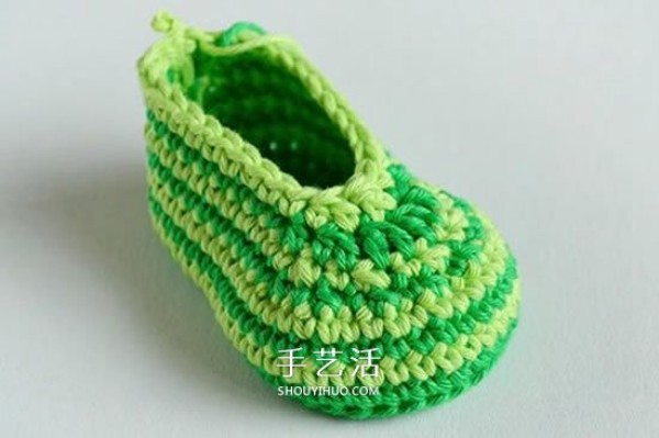 Provides warmth to ankles! Simple and beautiful weaving method for baby woolen shoes