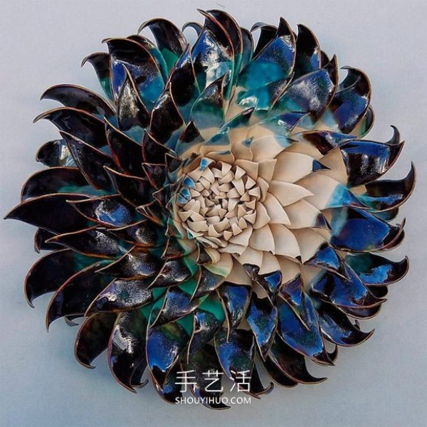 Exquisite handmade porcelain flowers! Looks like real beautiful flowers