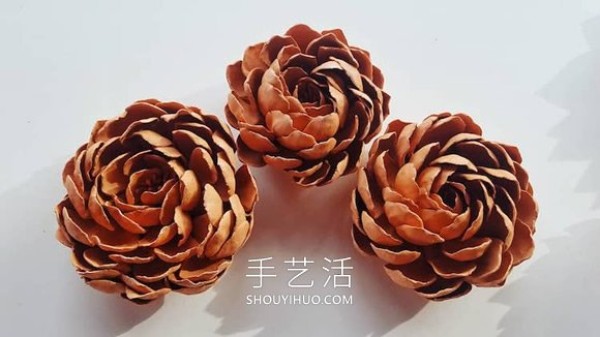 Exquisite handmade porcelain flowers! Looks like real beautiful flowers