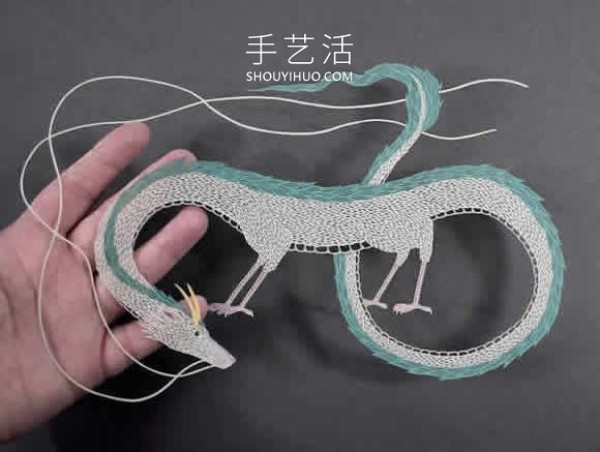 Engraving on a single piece of paper! Paper sculptures with amazing details