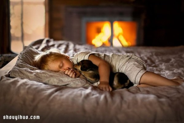 Russian Mommy took pictures of heart-warming growth records of children and animals