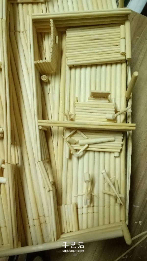 The ancient warship model is hand-made with disposable chopsticks