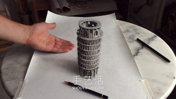 This artist creates incredible 3D paintings with unreal depth