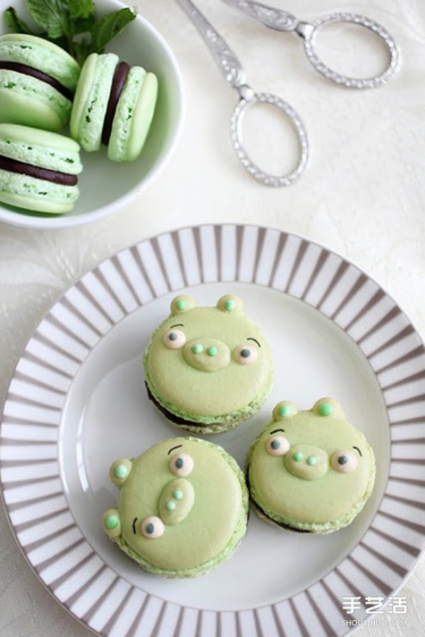 DIY Angry Birds Green Piggy Version Macaron Tutorial