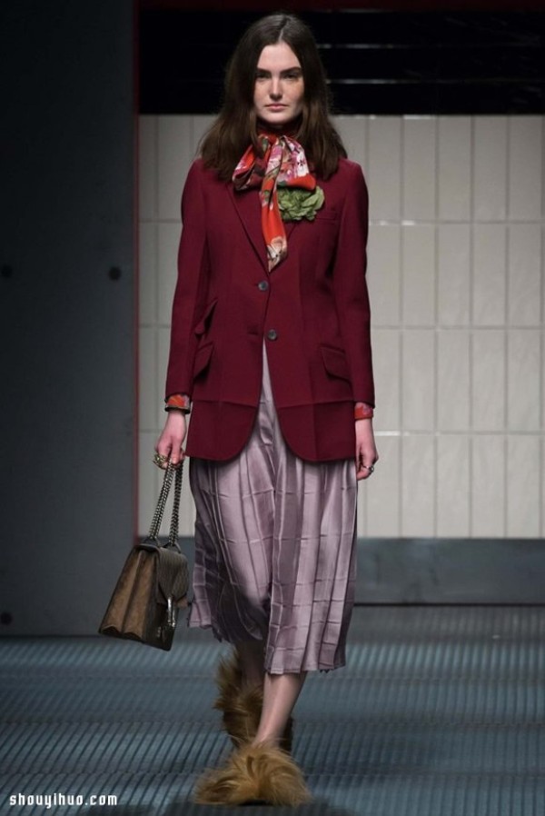 2015 Autumn and Winter Fashion Week: Guccis old era and new revival