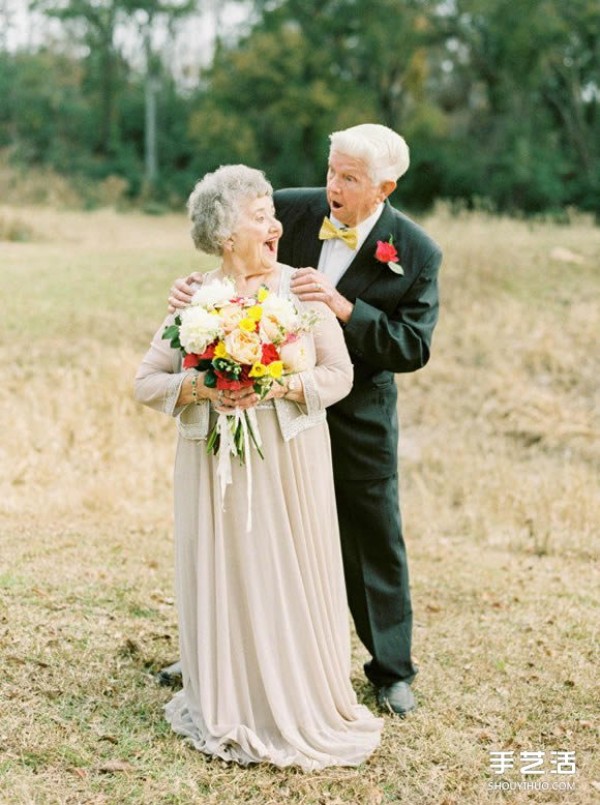 The most romantic thing: a sweet couple who has been married for 65 years retakes their wedding photos