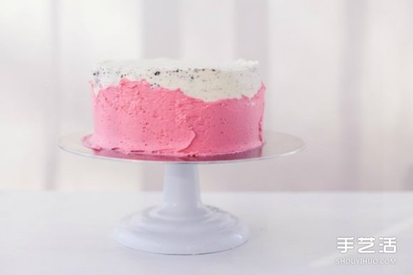 Pink Love: Make a sweet pink cake for your lover