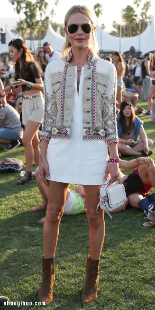 Coachella Festival Celebrity Clothing Tips