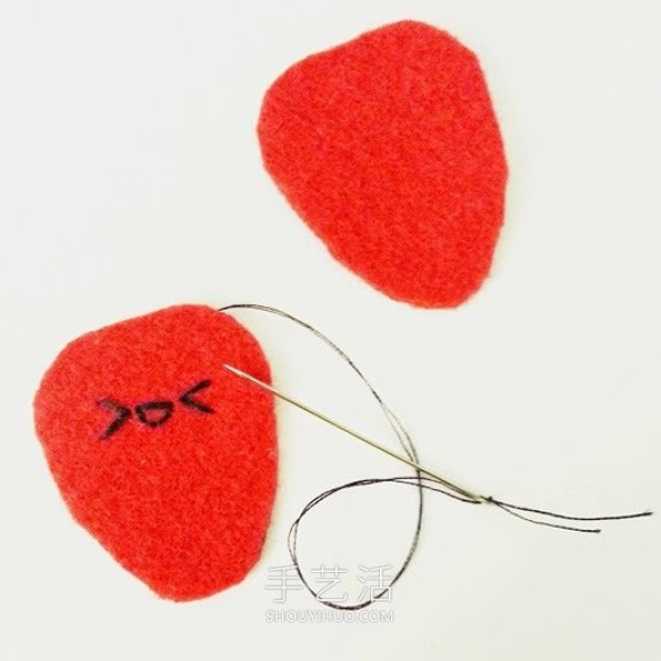 Illustrated tutorial on how to decorate your homemade cute felt Christmas lights