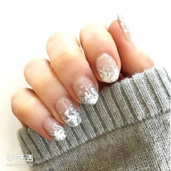 12 Autumn and Winter Nail Painting Inspirations to Bring You a Gorgeous and Festive Atmosphere