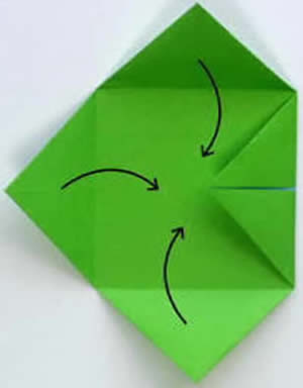 How to fold four-corner garbage boxes and illustrate the steps for origami and beautiful garbage boxes