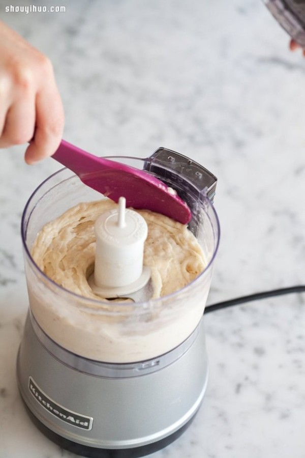 Just use a banana to make healthy low-fat handmade ice cream