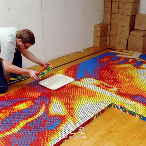 Artist uses thousands of Rubiks cubes to DIY huge pop culture portraits