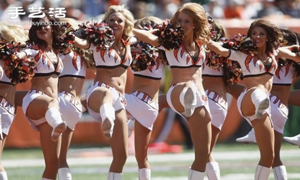 Here comes the eye candy! Picture gallery of hot cheerleading girls for you to see~