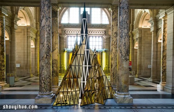 Christmas tree transformation: a creative Christmas tree created by a fashion designer