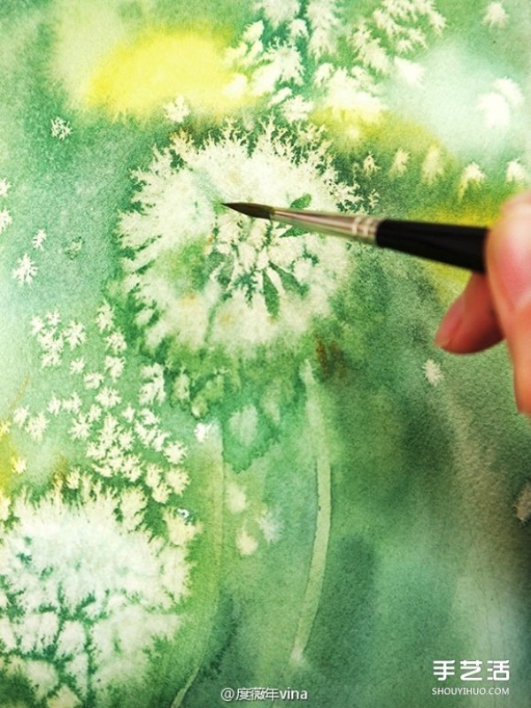 The works of dandelions painted with salt and watercolor have the texture of oil paintings