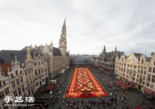 Super spectacular Belgian flower carpet! A total of one million begonias