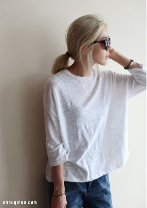 Simple pure white fashion with six unique styles for girls to wear white T-shirts