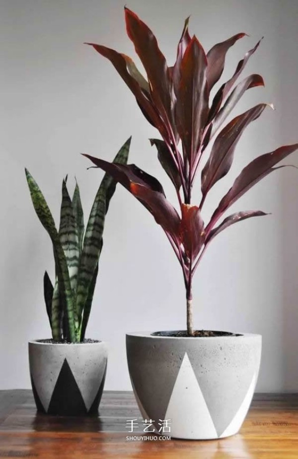 The process of making flower pots with cement is simple and has a healing effect! 