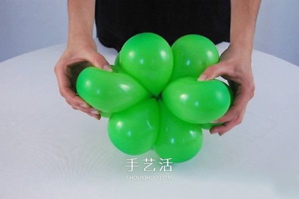 How to make a balloon-shaped coconut tree using a balloon to make a coconut tree by hand