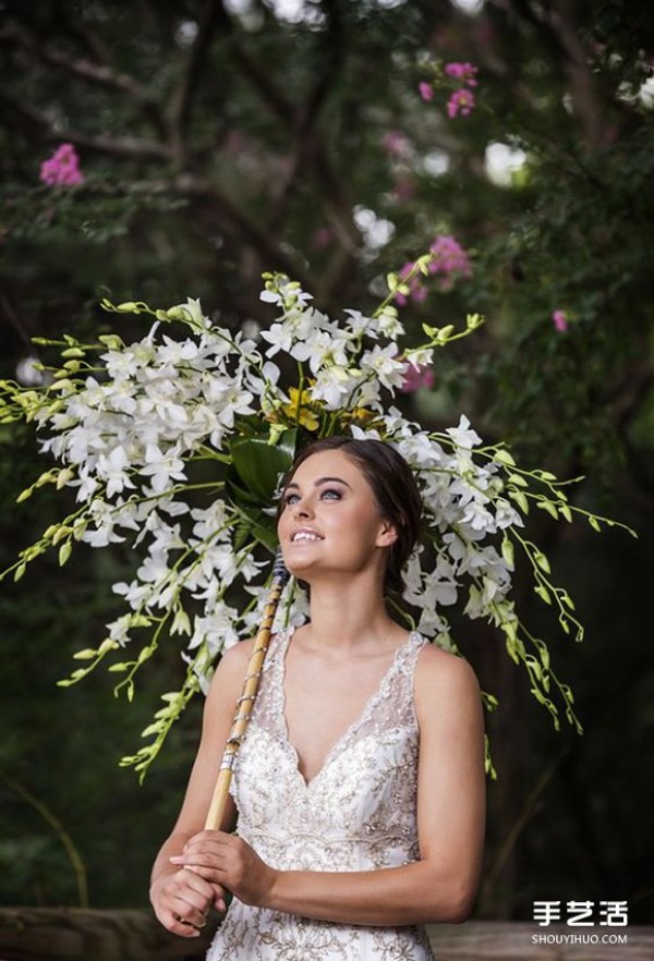 Unique theme wedding layouts: Umbrellas can make weddings so beautiful