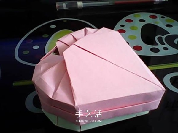 Valentines Day Gift Box Origami Tutorial How to Fold a Heart Carton with Lid