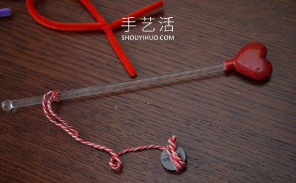 Tutorial on making homemade twisting stick fishing toys