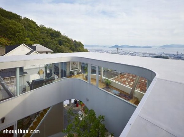 Toda House, a 360-degree panoramic spiral house like a birds nest