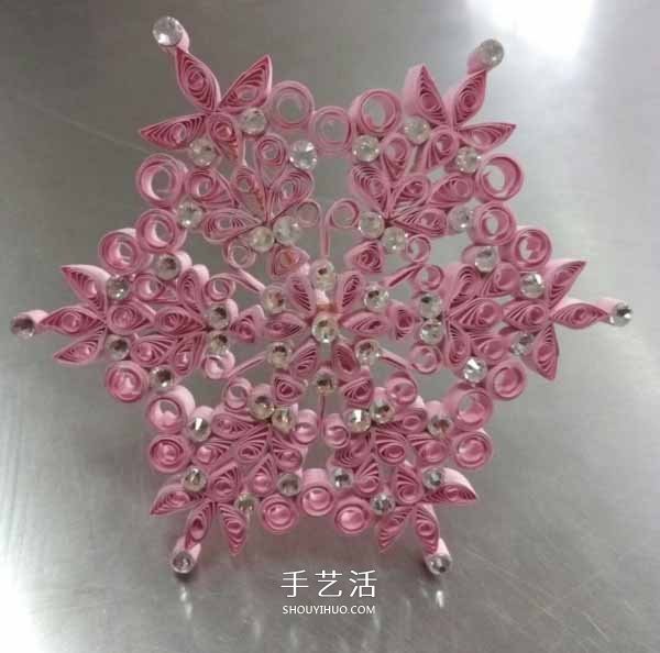 Handmade beautiful small flower umbrellas made of paper quilling paper