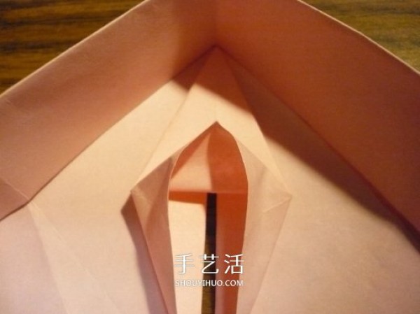 Heart-shaped gift box origami method and how to fold a covered and covered love box with illustrations