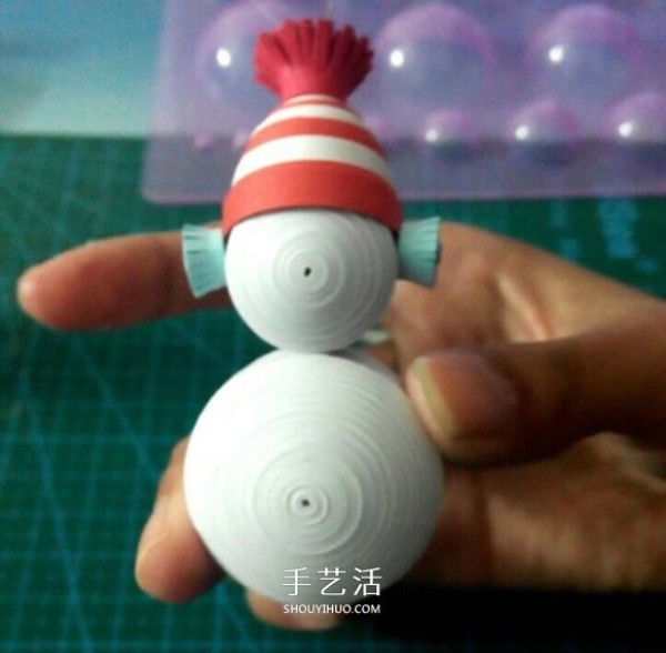 How to make a paper snowman, how to make a three-dimensional snowman from paper,